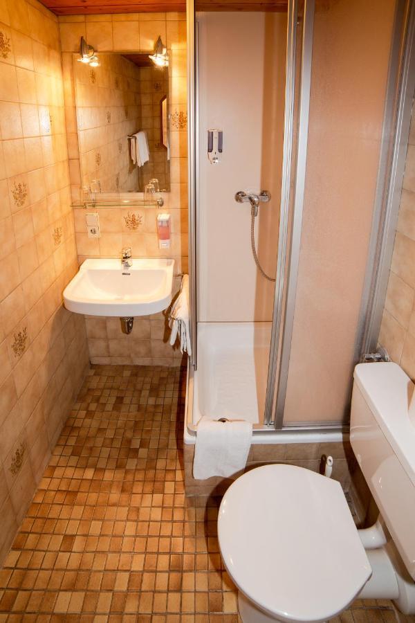 Hotel Post Leutkirch ลอยท์เคียร์ช อิม อัลล์กอย ภายนอก รูปภาพ
